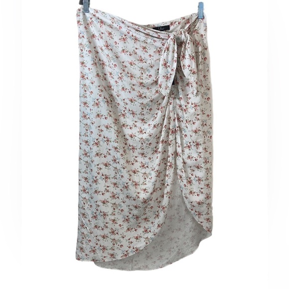 Lulu’s A Fling Thing White Floral Print High-Waisted Midi Skirt - Picture 3 of 6